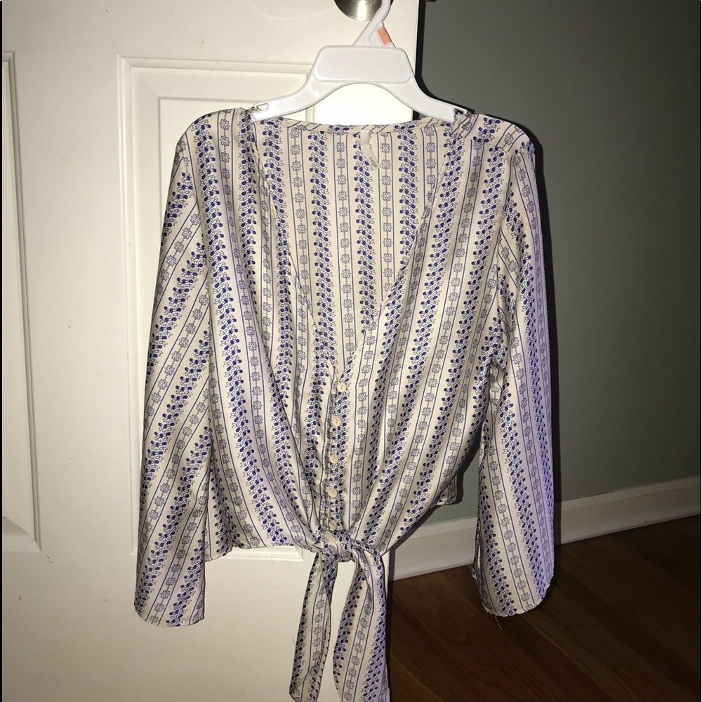 BNWOT Gorgeous blouse